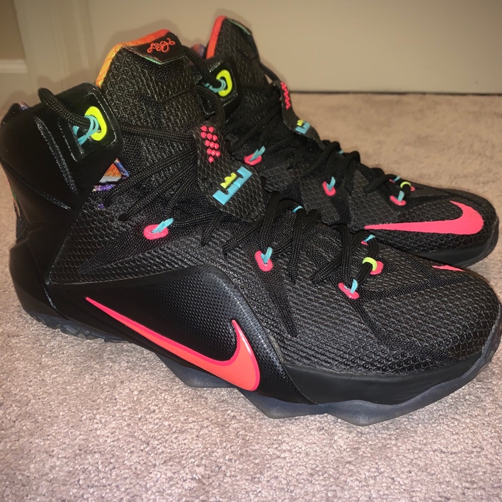 LEBRON XIII
